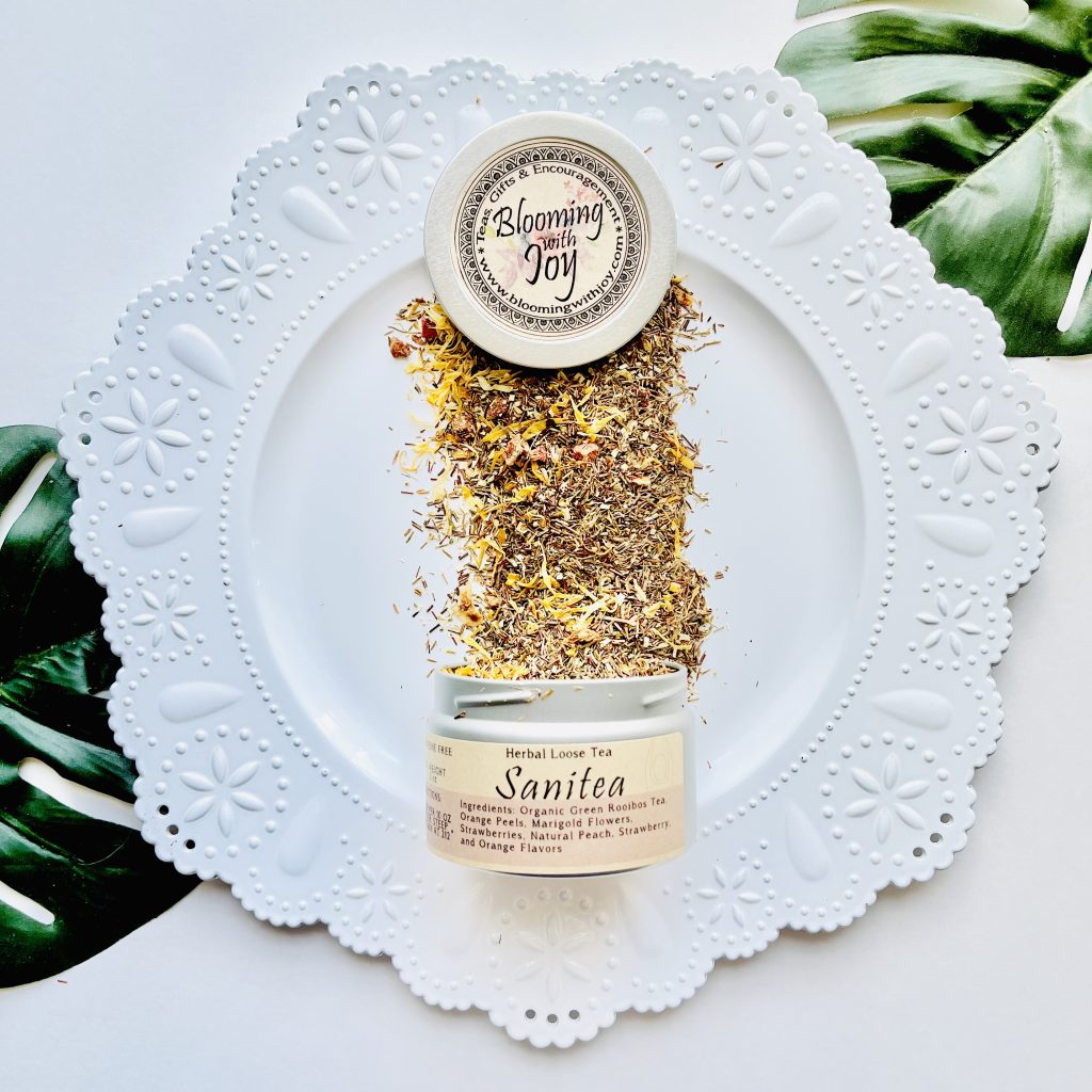 Experience the soothing comfort of SaniTea Rooibos Blend β crafted with organic Green Rooibos Tea and delicate fruit flavors. Caffeine-free and perfect for moments of respite. Order now and restore your sanity